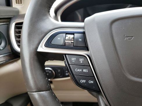 Used 2019 Lincoln Nautilus Reserve FWD image 22