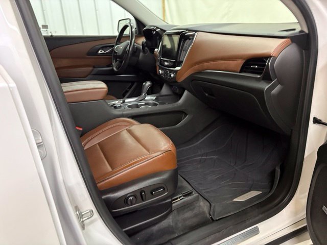 Used 2019 Chevrolet Traverse High Country w/ LPO, Floor Liner Package AWD/4WD image 31