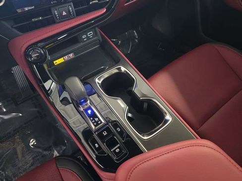 Certified 2025 Lexus NX 250 FWD w/ Accessory Package (2T) image 22