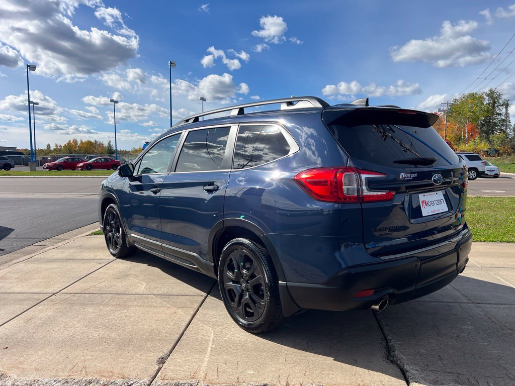 Used 2023 Subaru Ascent Onyx Edition Limited AWD/4WD image 7