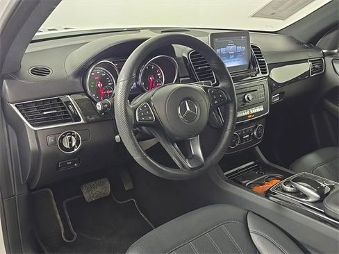Used 2019 Mercedes-Benz GLS 450 4MATIC image 4