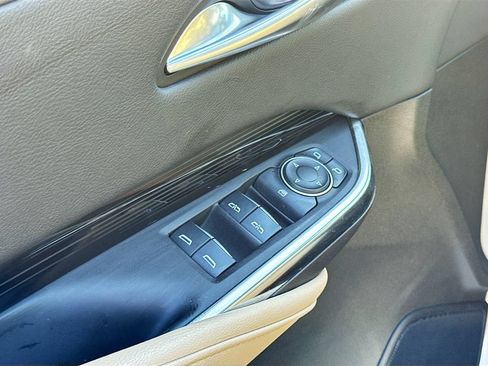 Used 2024 Cadillac XT4 Luxury FWD image 17