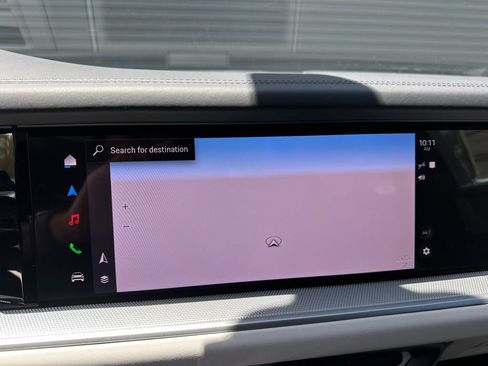 Used 2025 Porsche Cayenne image 27