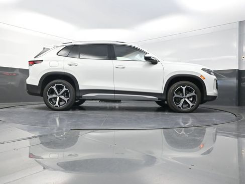 New 2026 Volkswagen Tiguan SE AWD/4WD image 28