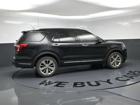 Used 2019 Ford Explorer Limited AWD/4WD image 16