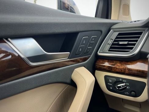 Used 2018 Audi Q5 2.0T Premium Plus w/ Premium Plus Package image 87