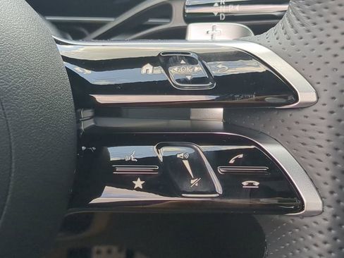 New 2025 Mercedes-Benz GLC 350e 4MATIC image 14