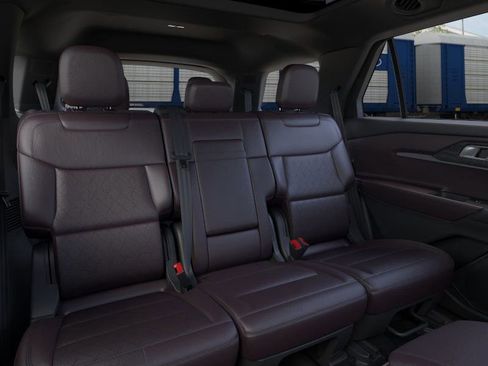 New 2026 Ford Explorer Platinum image 11