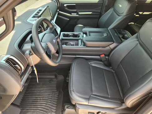 New 2027 Ford Expedition Max Platinum w/ Stealth Appearance Package AWD/4WD image 14