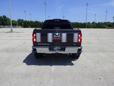 Used 2014 GMC Sierra 1500 SLT w/ SLT Crew Cab Value Package AWD/4WD image 8