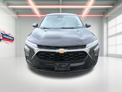 Used 2024 Chevrolet Trax LS FWD image 6