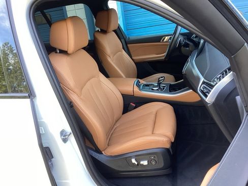 Used 2022 BMW X5 sDrive40i w/ M Sport Package image 35