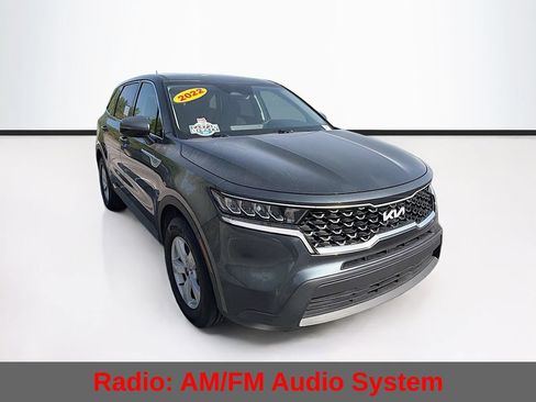 Used 2022 Kia Sorento LX FWD image 4