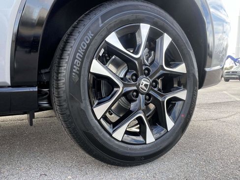 New 2026 Honda HR-V EX-L image 9