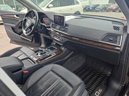 Used 2019 Audi Q5 2.0T Premium Plus w/ Premium Plus Package AWD/4WD image 30