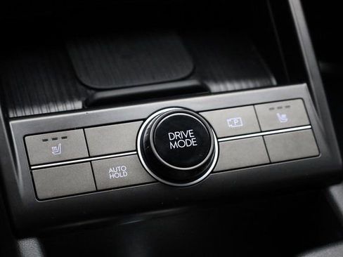 Used 2025 Hyundai Kona SEL image 25