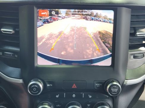 Used 2022 RAM 1500 Lone Star w/ Night Edition RWD image 18