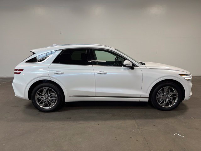 Used 2025 Genesis GV70 2.5T AWD/4WD image 2