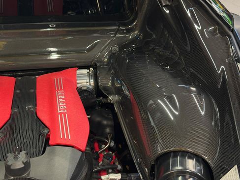 Used 2018 Ferrari 488 GTB RWD image 39