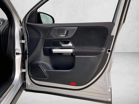 Certified 2023 Mercedes-Benz GLA 250 image 19
