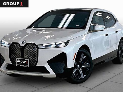 Used 2024 BMW iX xDrive50 w/ Sport Package AWD/4WD image 1