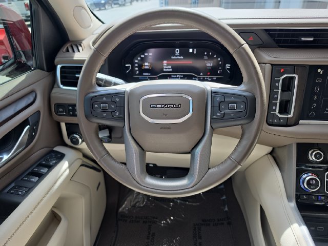 Certified 2022 GMC Yukon Denali RWD image 13