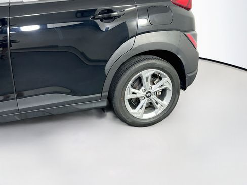Used 2023 Hyundai Kona SEL AWD/4WD image 28