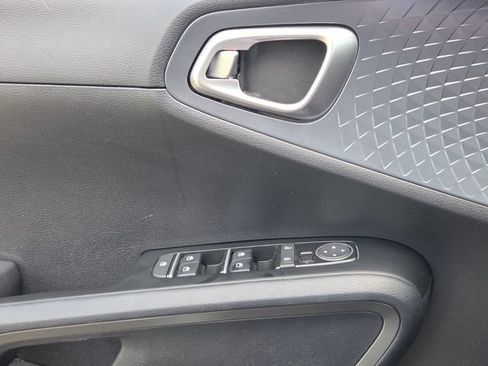Used 2021 Kia Soul S FWD image 27
