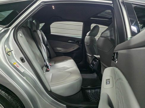 Used 2019 Toyota Avalon Limited w/ Advanced Safety Package image 18