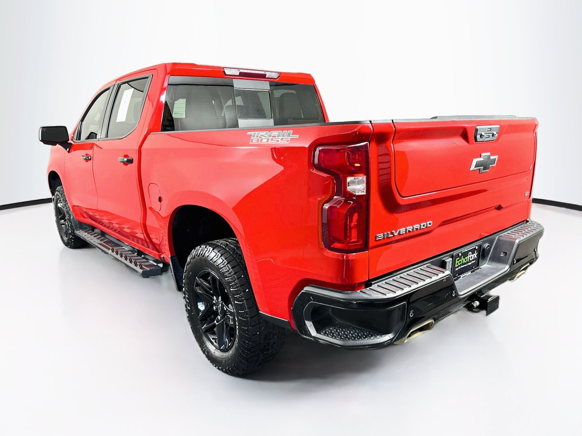 Used 2024 Chevrolet Silverado 1500 LT Trail Boss w/ Convenience Package II AWD/4WD image 5