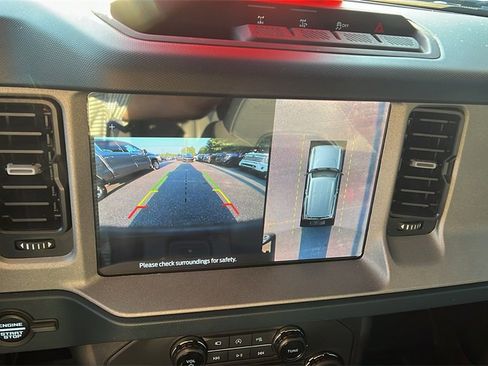 Used 2024 Ford Bronco Outer Banks image 33