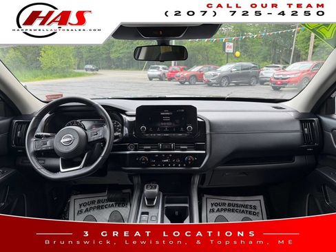 Used 2023 Nissan Pathfinder SV w/ Cargo Package AWD/4WD image 15