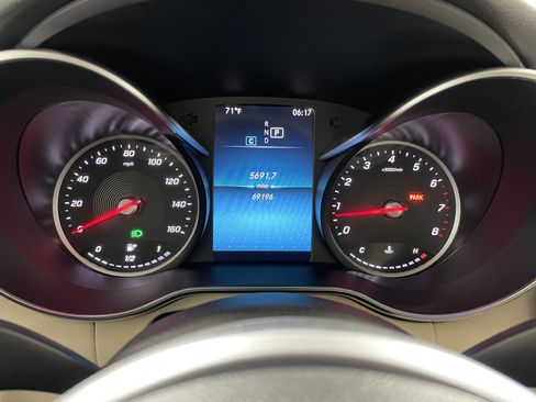 Used 2020 Mercedes-Benz C 300 4MATIC Sedan image 16