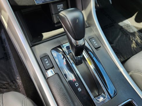 Used 2015 Honda Accord EX-L image 21