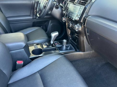 Used 2023 Toyota 4Runner TRD Off-Road Premium w/ Moonroof Package AWD/4WD image 17