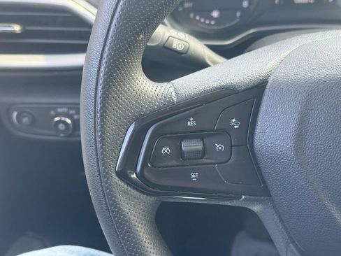 Used 2023 Chevrolet TrailBlazer LS image 19