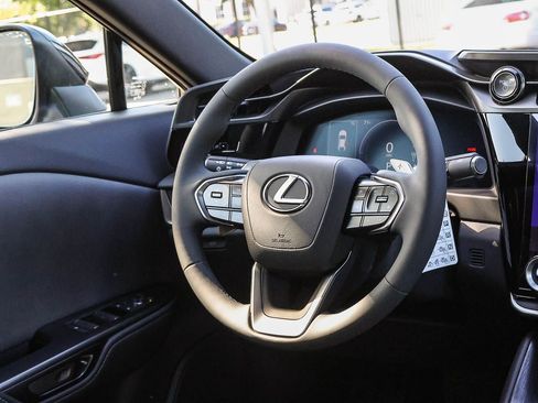 New 2026 Lexus RZ 350e 2WD image 18