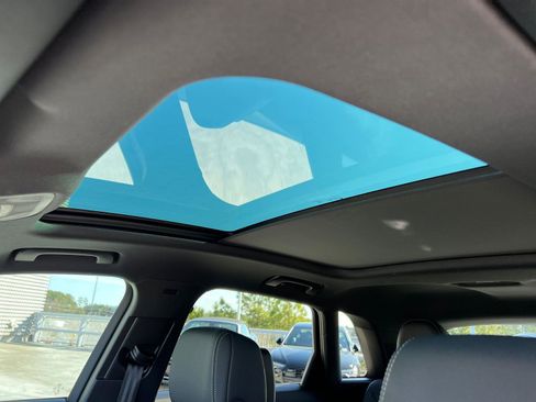 Certified 2025 Audi Q3 2.0T Premium w/ Black Optic Sport Package image 33