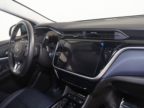 Used 2023 Chevrolet Bolt EUV Premier image 37