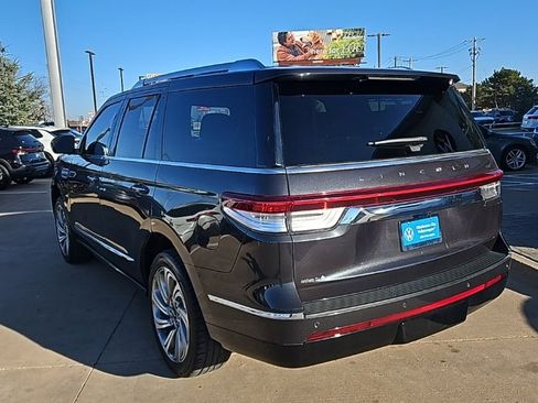 Used 2023 Lincoln Navigator Reserve image 7