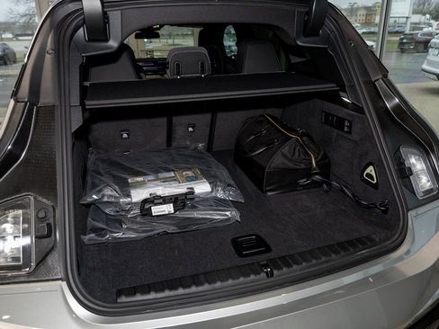 Used 2026 BMW iX xDrive60 w/ M Sport Package image 11