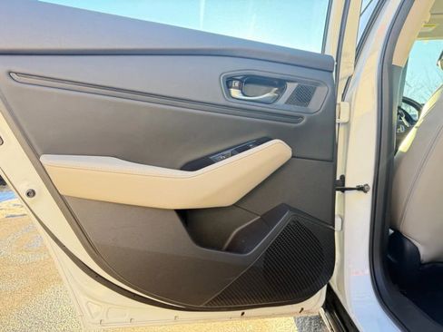 Used 2023 Honda Accord Touring image 15