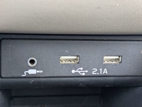 Used 2021 Subaru Outback Limited image 31