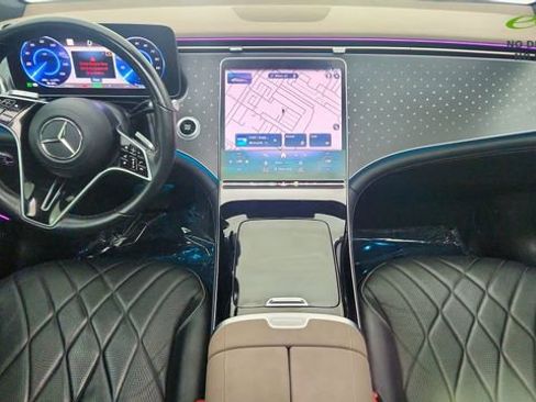Used 2022 Mercedes-Benz EQS 450+ Sedan image 21
