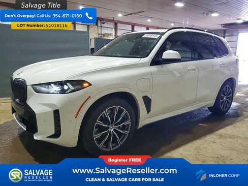 Used 2025 BMW X5 xDrive50e w/ M Sport Package AWD/4WD image 1
