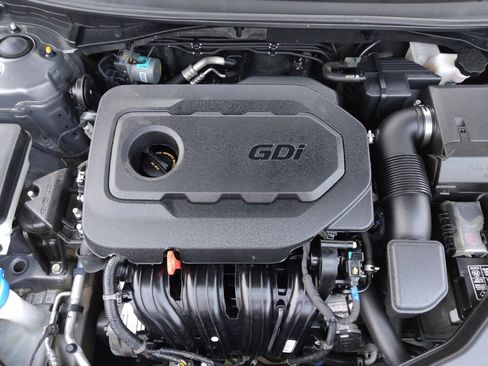 Used 2019 Hyundai Sonata SE w/ Winter Weather Package FWD image 30