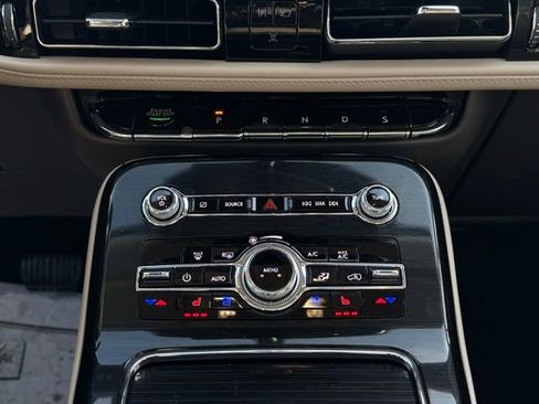 Certified 2023 Lincoln Nautilus Reserve w/ Luxury Package image 33