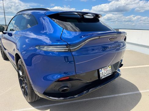 Used 2021 Aston Martin DBX AWD/4WD image 25