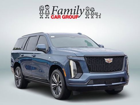Used 2026 Cadillac Escalade Sport image 2