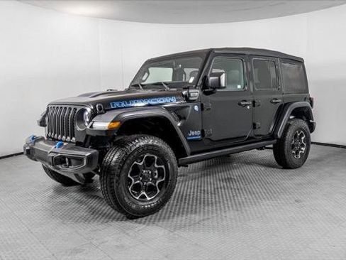 Used 2023 Jeep Wrangler Rubicon image 2